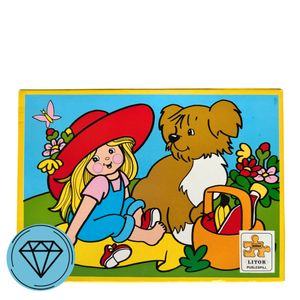 Hovedbilde Jente og hund på picknik 